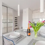 Horyzont Apartamenty-osiedle Polanki, Blisko Morza!!! Prywatny Garaż, Sauna, Basen Zewnętrzny