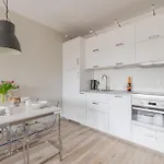 Apartament Horyzont Apartamenty-osiedle Polanki, Blisko Morza!!! Prywatny Garaż, Sauna, Basen Zewnętrzny Kołobrzeg