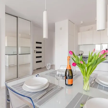 Horyzont Apartamenty-osiedle Polanki, Blisko Morza!!! Prywatny Garaż, Sauna, Basen Zewnętrzny