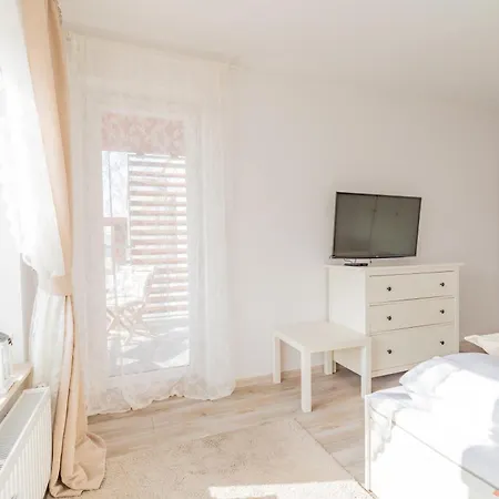 Horyzont Apartamenty-osiedle Polanki, Blisko Morza!!! Prywatny Garaz, Sauna, Basen Zewnetrzny Appartement