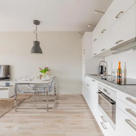 Appartement Horyzont Apartamenty-osiedle Polanki, Blisko Morza!!! Prywatny Garaz, Sauna, Basen Zewnetrzny *